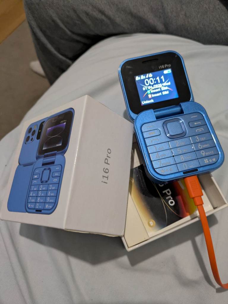 Brand New i16 Pro Blue Flip Phone - Unused, Boxed