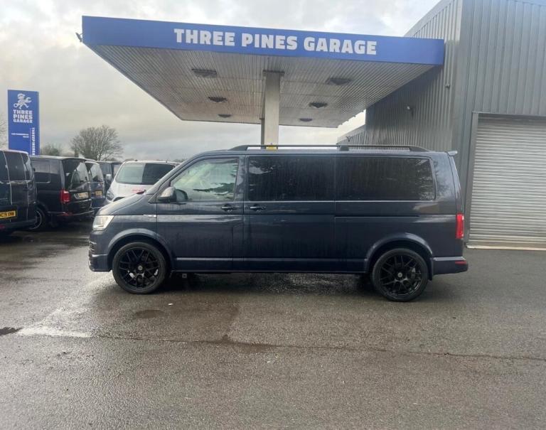 Volkswagen Transporter Shuttle 2.0 TDI BMT 150PS Minibus DSG L2 9 Seater No Vat