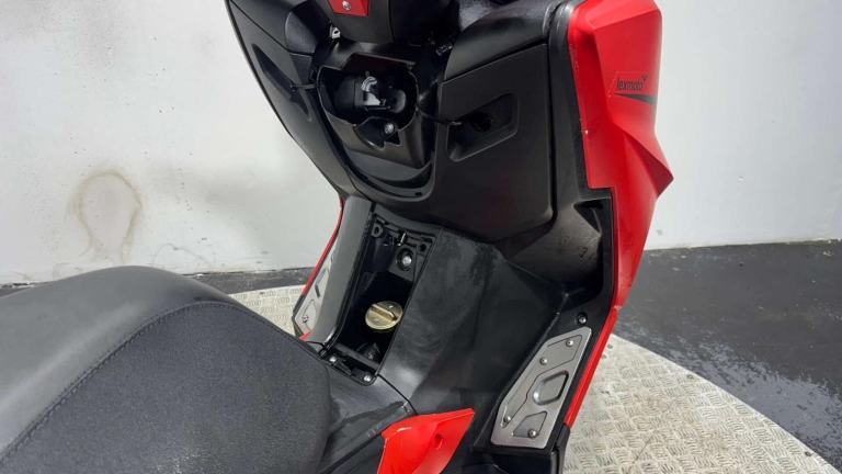 Lexmoto Apollo 2021 8K RUNNING PROJECT SCOOTER SPARES OR REPAIR 125CC MAXI