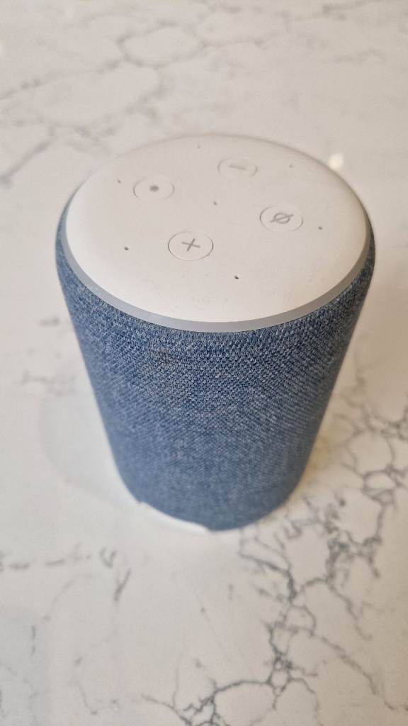 Amazon Echo 3rd Gen - White - R9P2A5