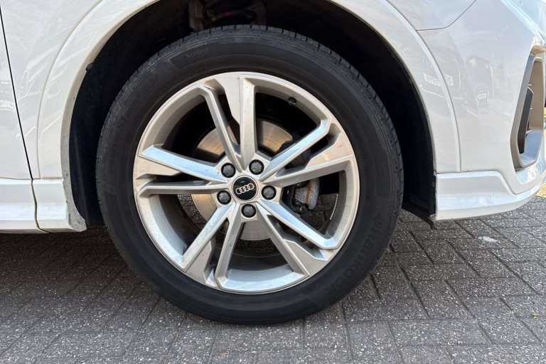 2022 Audi Q3 40 TDI 200 Quattro S Line 5dr S Tronic SUV Diesel Automatic