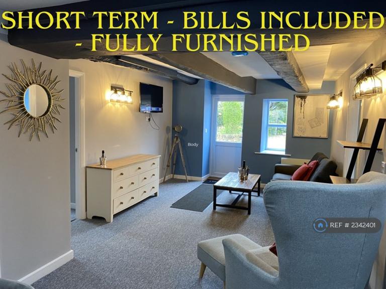 2 bedroom flat in High St, Northampton, NN7 (2 bed) (#2342401)