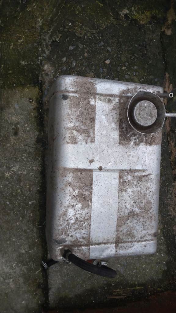 Aluminium foam filled fuel tank