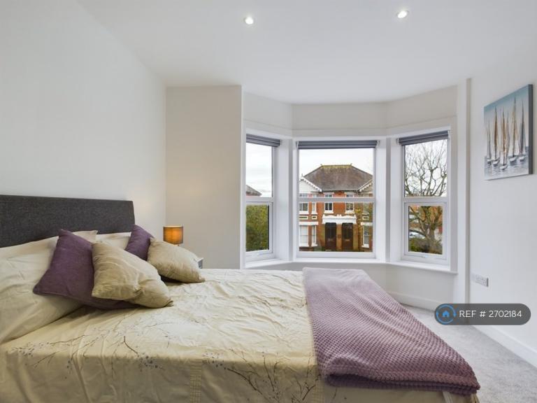 1 bedroom in Bassett House, Eastleigh, SO50 (#2702184)
