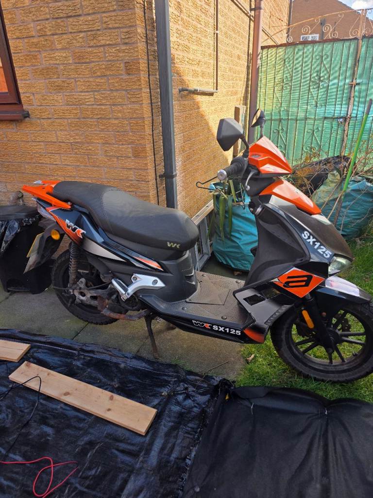 Moped 125 wk sx125 orange/black 
