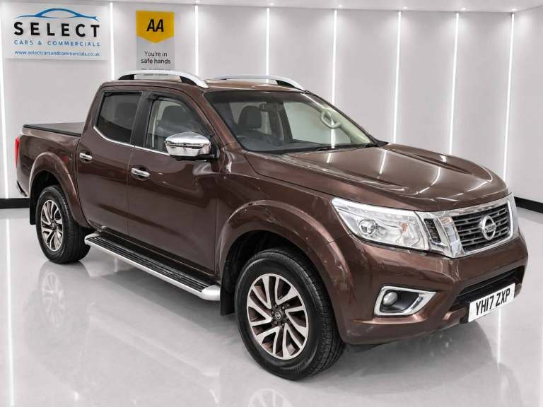 2017 Nissan Navara Double Cab Pick Up Tekna 2.3dCi 190 4WD Auto PICK UP DIESEL Automatic