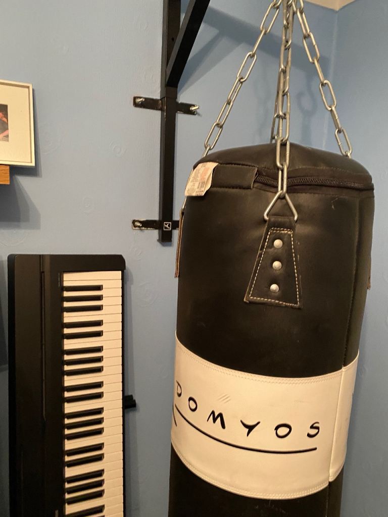 image for Punch bag , bracket and gloves 