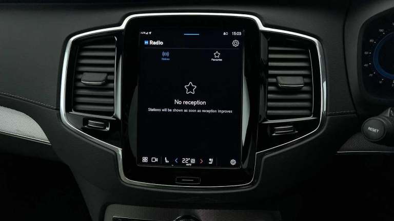 2022 Volvo XC90 Plus, B5 AWD mild hybrid, Diesel, Dark, 7 Seats ESTATE Diesel/Electric Hybrid Aut...