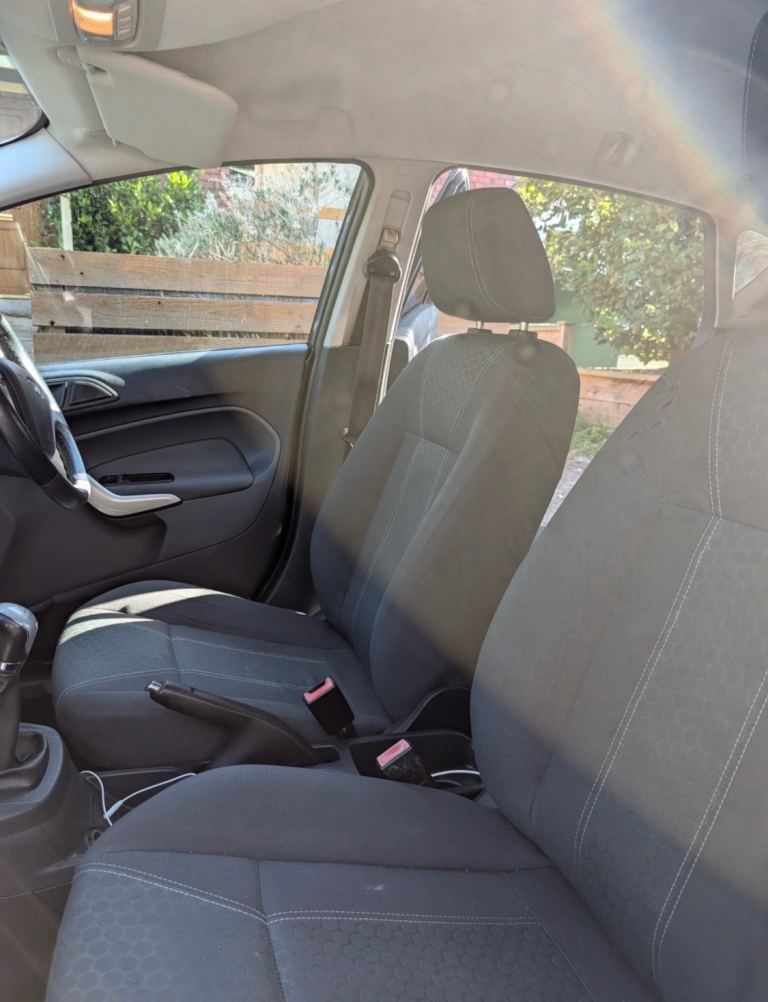 Ford, FIESTA, Hatchback, 2009, Manual, 1388 (cc), 5 doors
