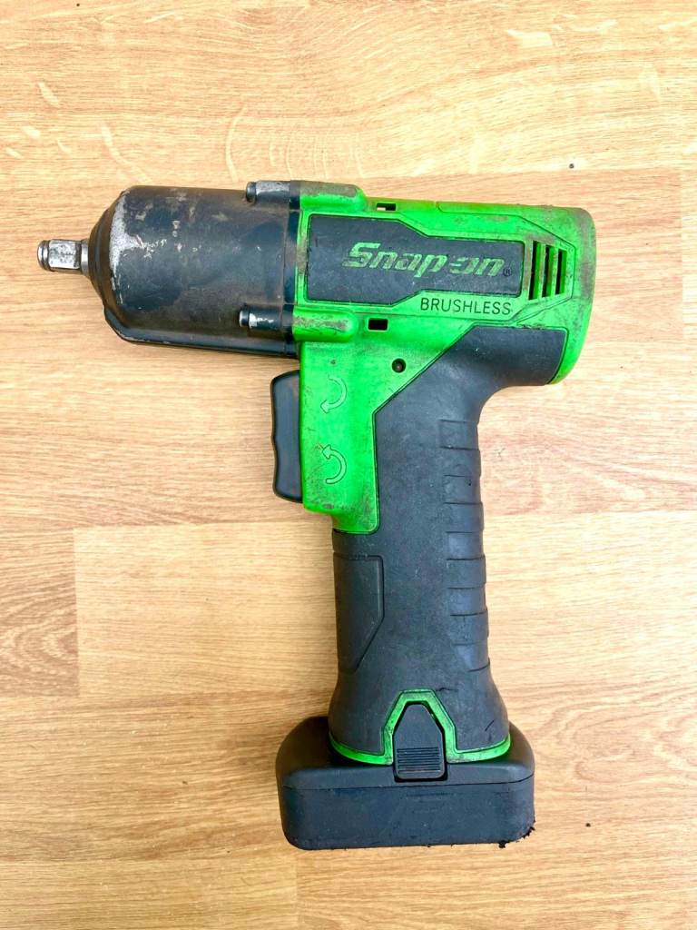 Snap-on CT861G 3/8" Brushless Impact Wrench + 2.5Ah Battery