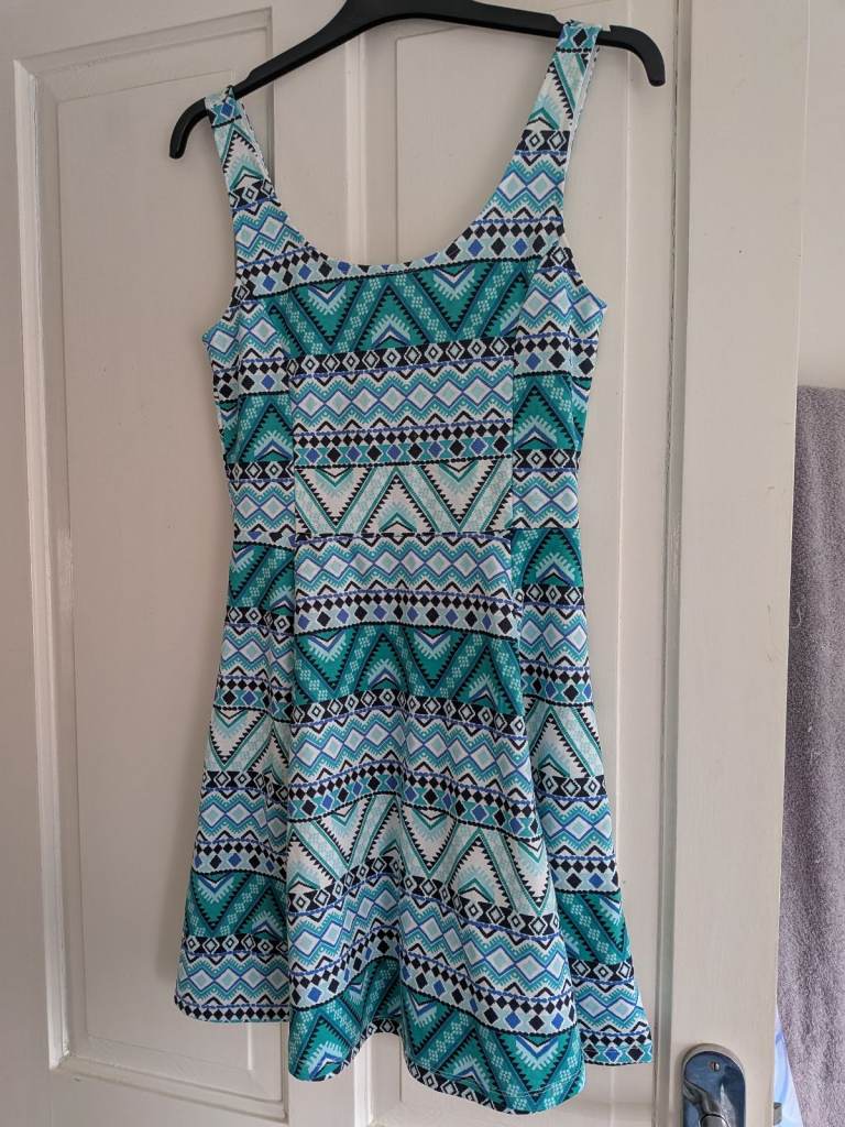 Divided dress, size 8
