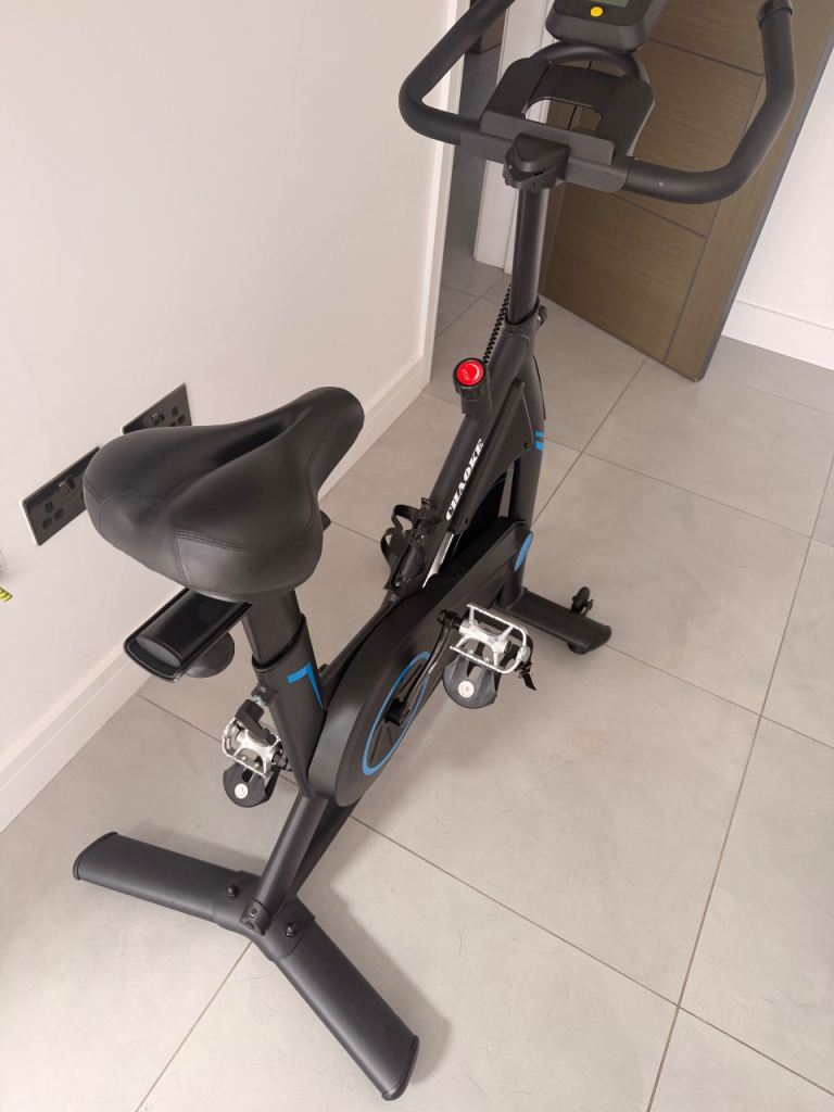 Exercise bike, brand new (assembled) 