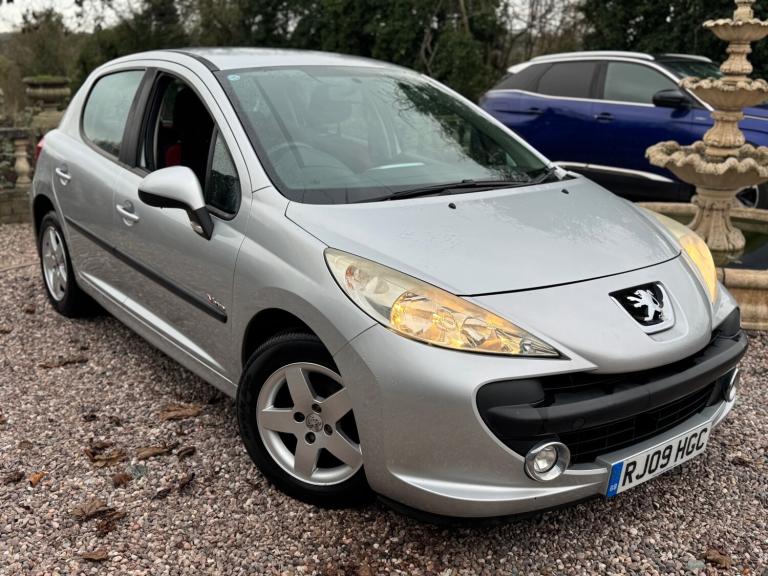 2009 Peugeot 207 1.4 Verve 5dr HATCHBACK Petrol Manual