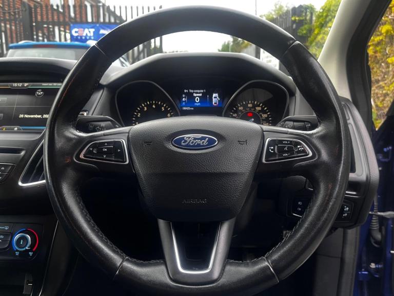2015 Ford Focus 1.5T EcoBoost Zetec S Euro 6 (s/s) 5dr HATCHBACK Petrol Manual