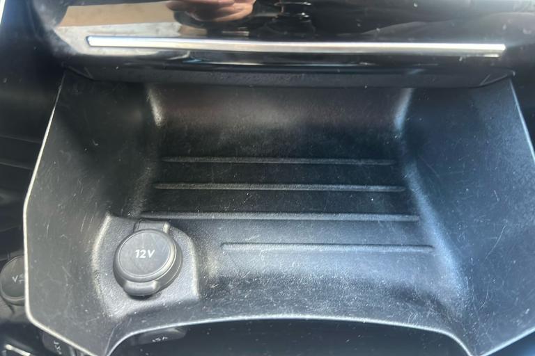  Peugeot 208 1.2 Puretech Allure Hatchback 5dr Petrol Manual Euro 6 s/s 100 Ps