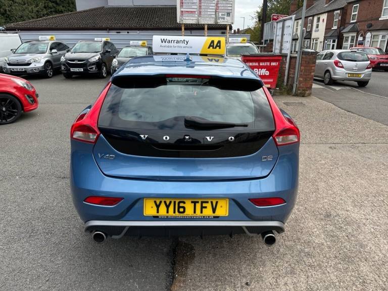 2016 Volvo V40 2.0 D2 R-Design Nav Hatchback 5dr Diesel Manual Euro 6 (s/s) (120 ps) Hatchback Di...