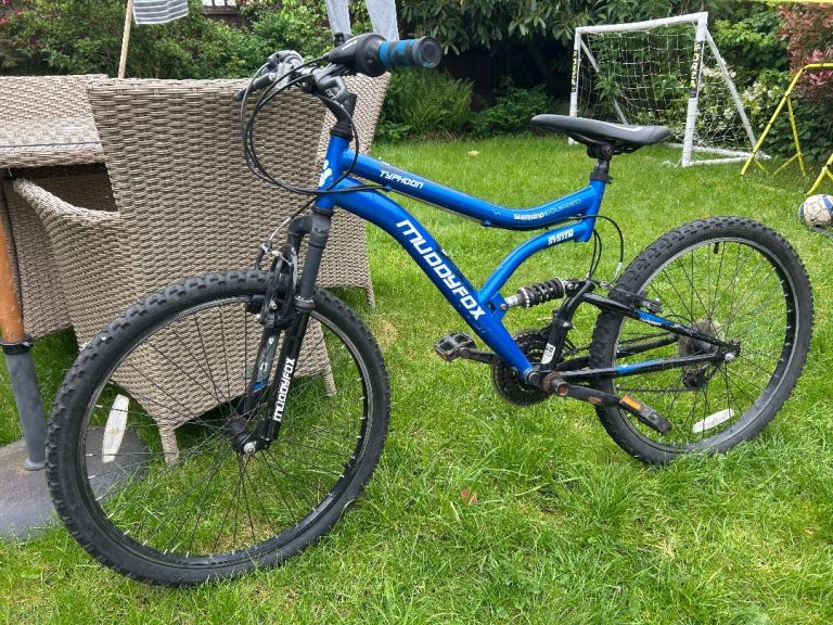 Muddyfox blue children’s bike 24” wheels