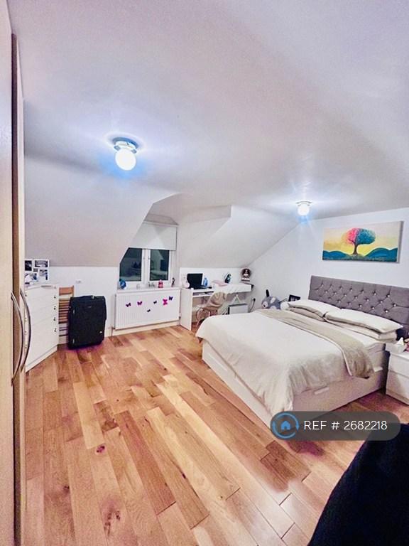 2 bedroom house in Station Road, Amersham, HP7 (2 bed) (#2682218)