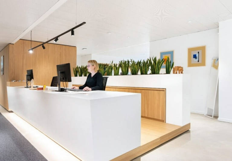 Theobalds Road, WC1X - Serviced Office Sizes From 2 to 300 Desks Flexible Private Furnished Spaces