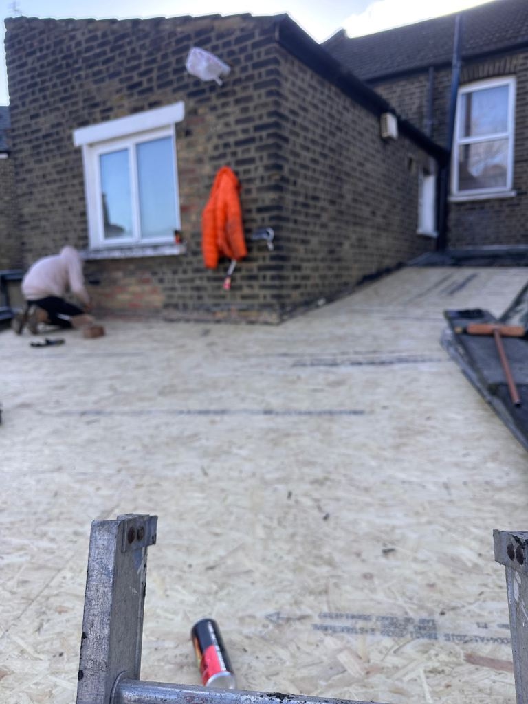 Roofing service / New roof/GRP fibreglass/slate/tile/loft /repair