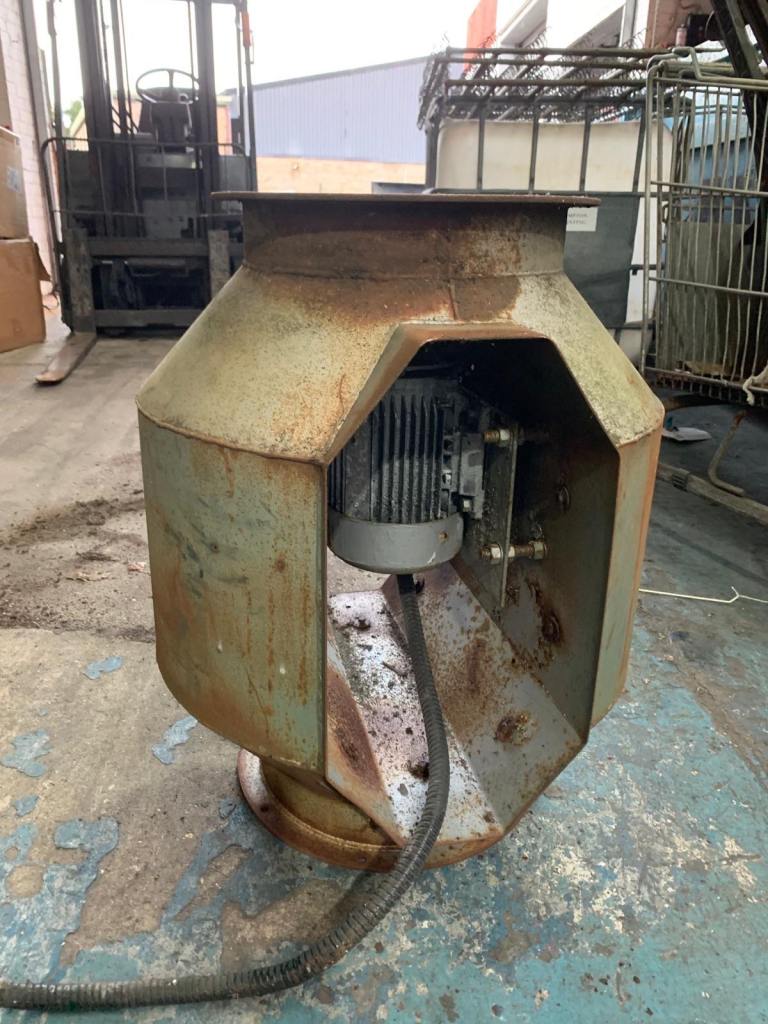 Extractor fan Industrial fan car spray booth Bifurcated fan chemical fumes