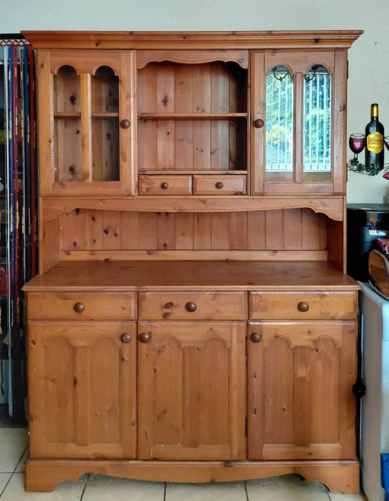 Dresser with glass doors