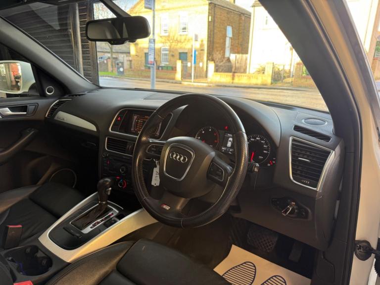 2010 Audi Q5 2.0 TDI S line Special Edition S Tronic quattro Euro 5 5dr ESTATE Diesel Automatic