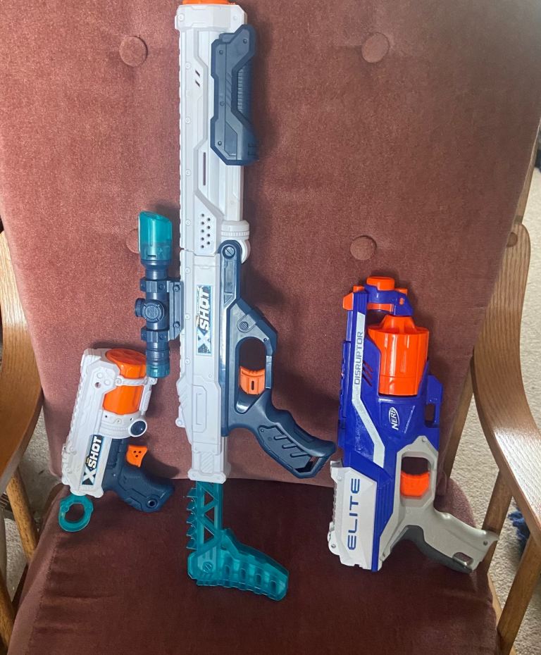 1 Nerf 2 X Shot toy guns £5