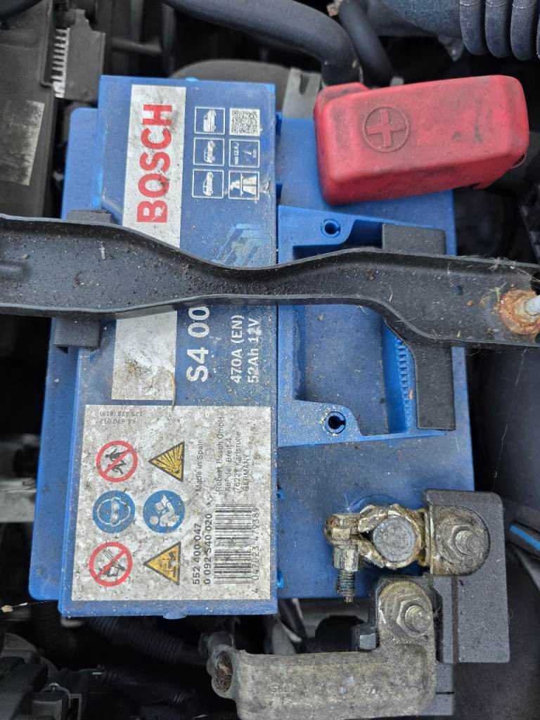 Car Battery Bosch S4002