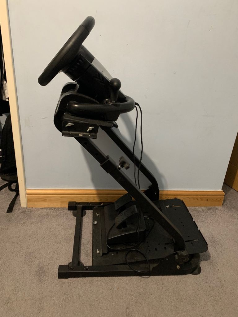 Steering wheel and pedals with stand for PlayStation or xbox