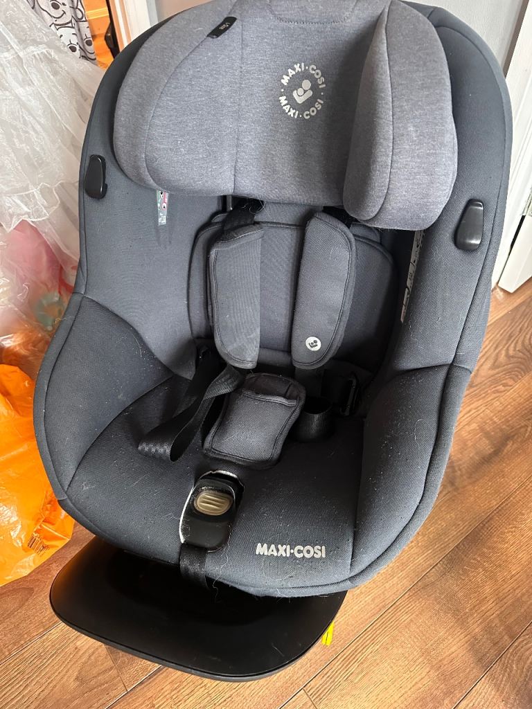 Maxi cosi baby car seat