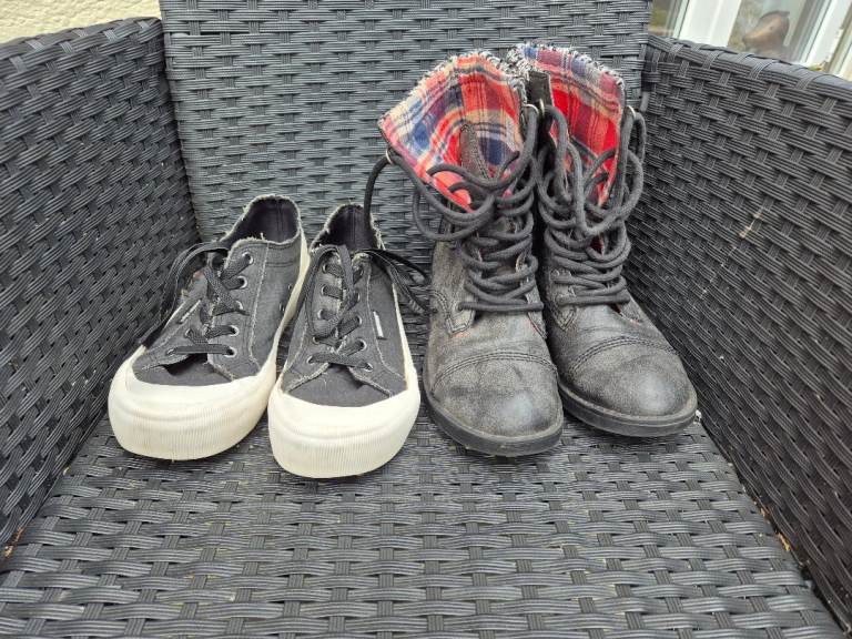 Rocket dog bundle sneakers and boots size 6