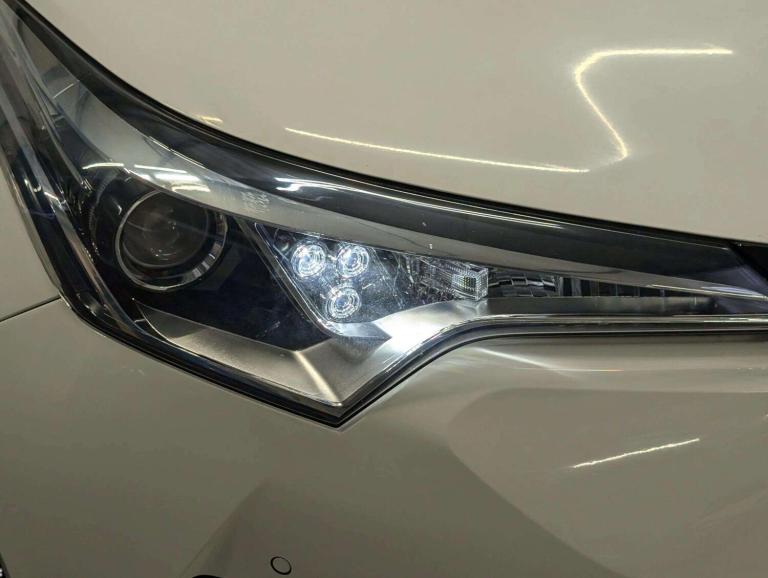 2018 Toyota C-HR 1.2T Design 5dr HATCHBACK PETROL Manual