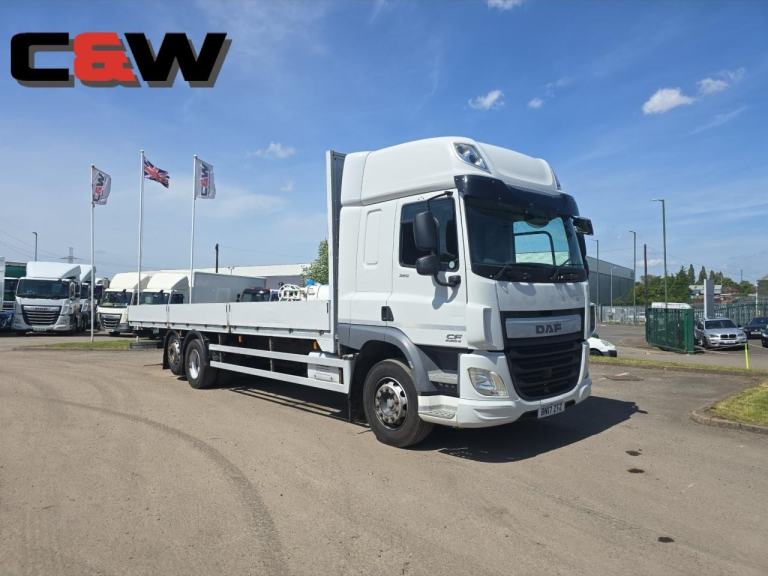  2017 (17) DAF FAR 6x2 CF 320 26t Triple Dropside