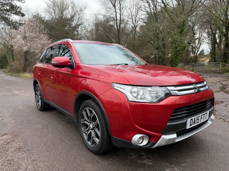 Mitsubishi, OUTLANDER, Estate, 2015,-Auto, 2268 (cc), 5 doors