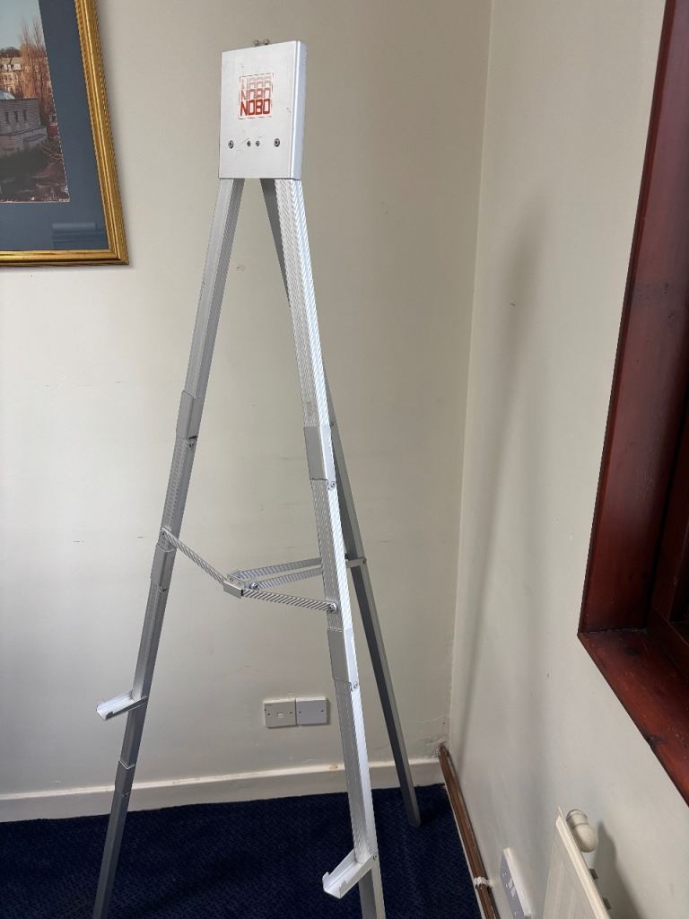 NOBO flipchart stand 