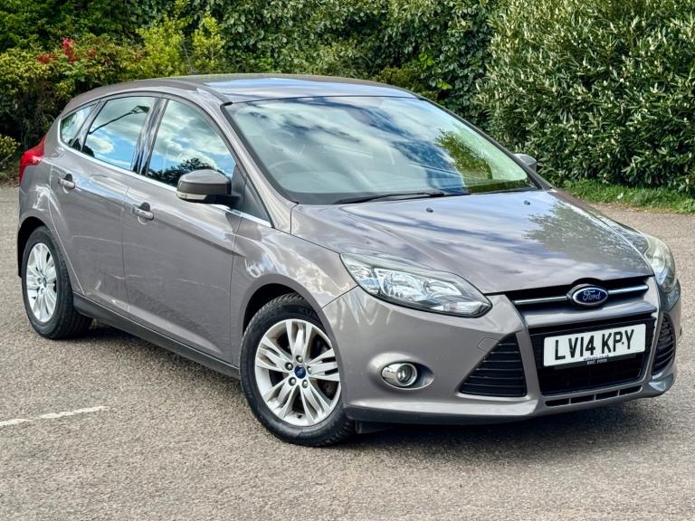 2014 Ford Focus 1.6 125 Titanium Navigator 5dr Powershift HATCHBACK Petrol Automatic
