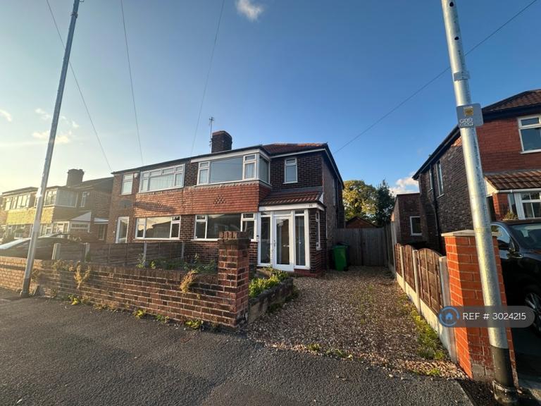 3 bedroom house in Queensway, Manchester, M19 (3 bed) (#3024215)