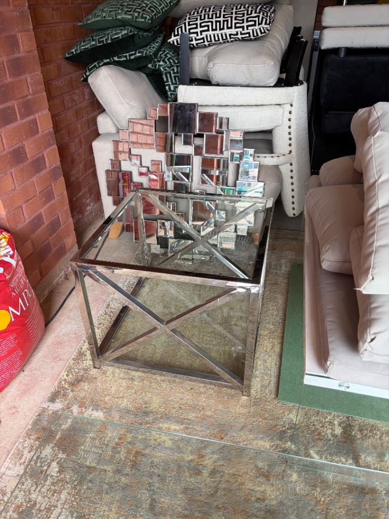 Coffe / side table 