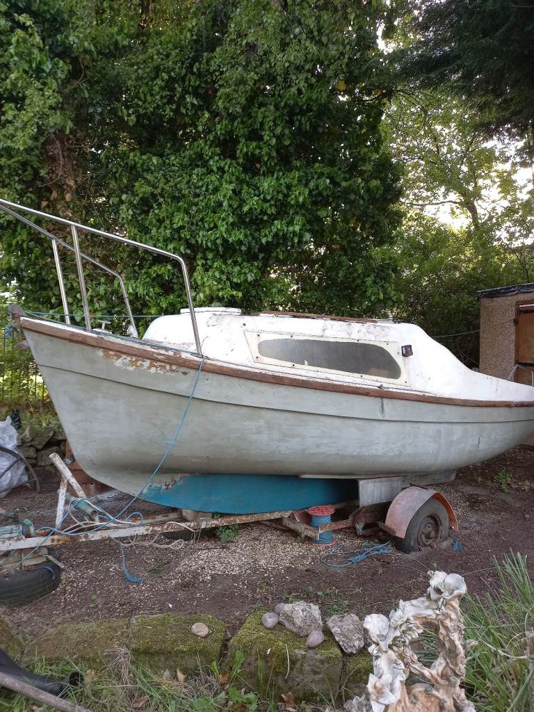 NEEDS A LOT OF WORK IDEAL PROJECT 