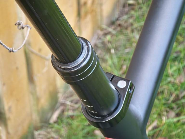 VOODOO Mambo-E, 18" MEDIUM FRAME, electric bike 36V trekking E-Bike Mid Drive motor MTB Dropper Post