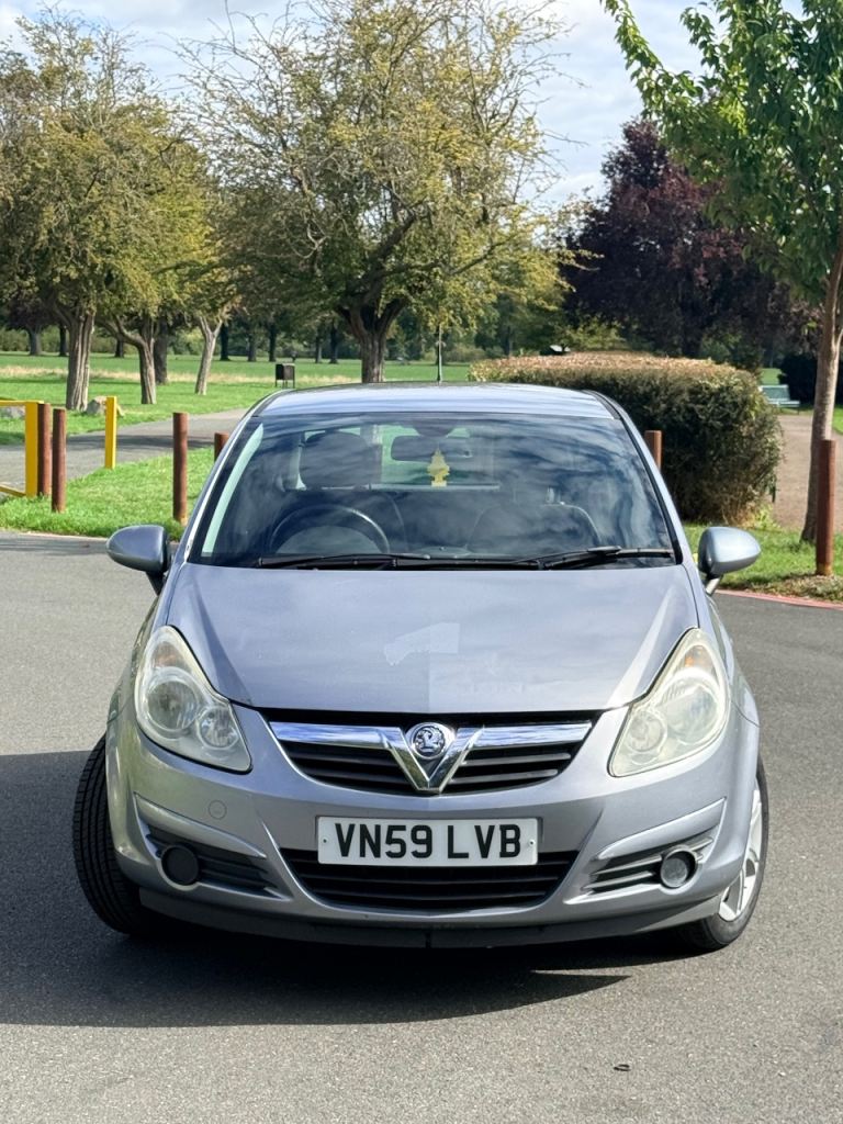 2010 Vauxhall Corsa Design Automatic 1.4L Petrol 62K Miles Full Service History 1YR MOT ONLY 1 OWNER