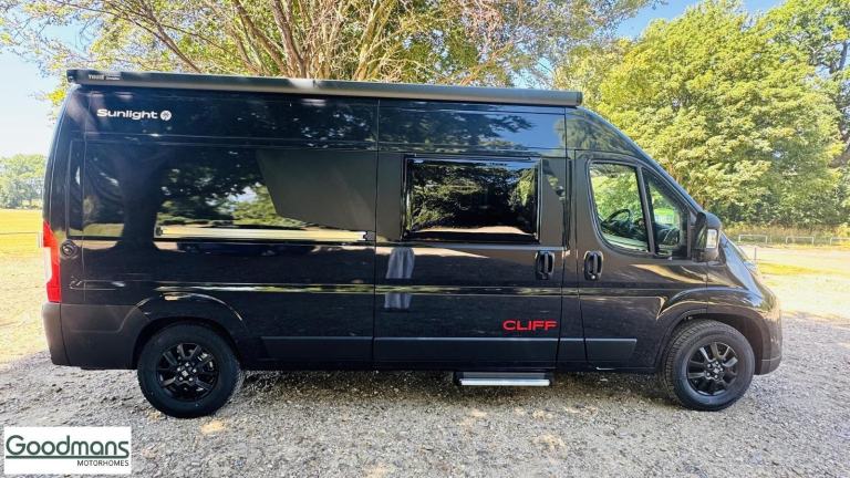 2025 Sunlight Cliff 600 Adventure Automatic 2025 model