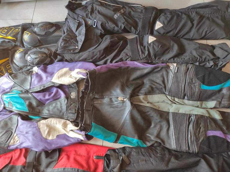 East London Motorcycle Clothing – ALL TYPES – SEE PHOTOS – EAST LONDON - 630