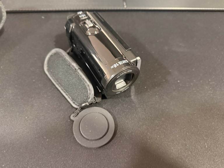 Buyee HD Digital Camcorder Full HD 1080p | 32GB Support | CMOS Sensor | Excellent Condition