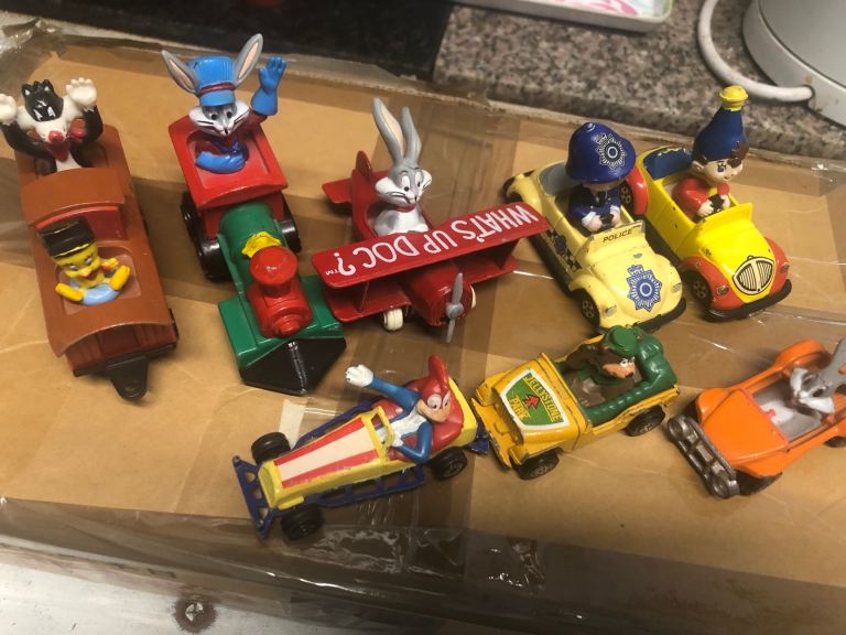 Vintage noddy and loonie tunes figures cars 