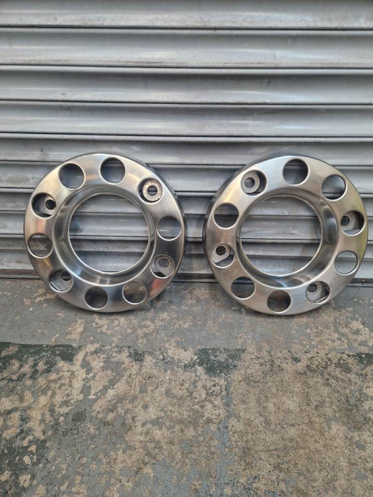 Genuine Volvo nut covers wheel trims