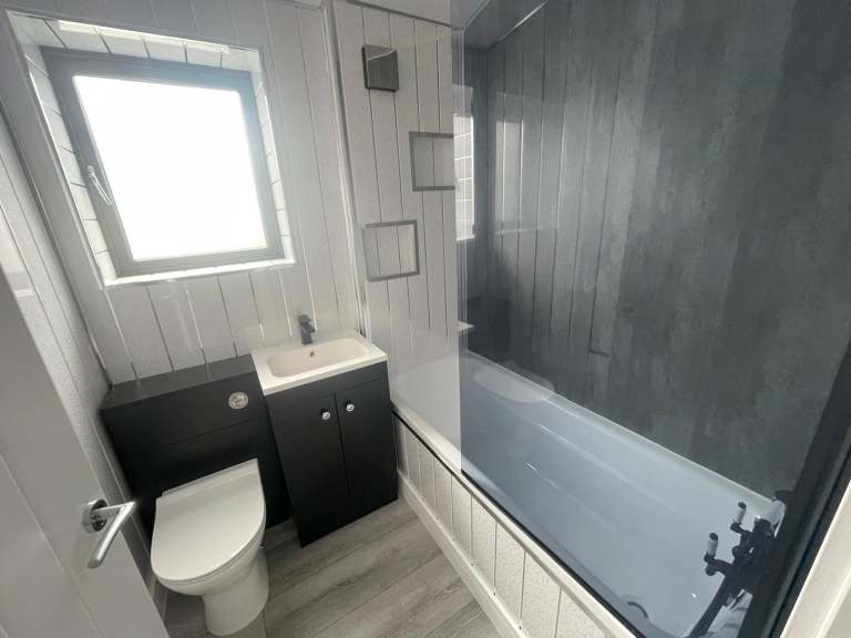 NEW Twin Cabin Lodge Mobile Home Evolution Harley 40ft x 20ft, 3 Bedroom REDUCED