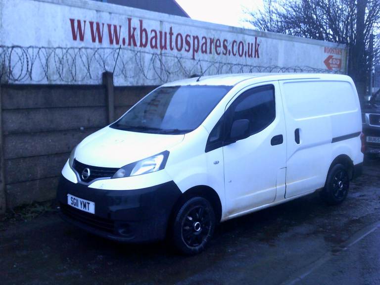 breaking for spares nissan nv200 2011 1.5 dci