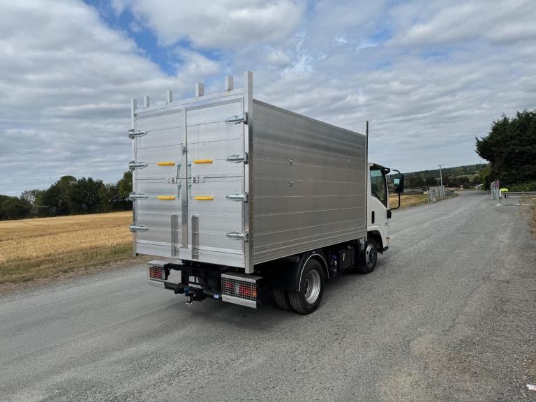 Isuzu Grafter n35-125 DIESEL AUTOMATIC 2025/24